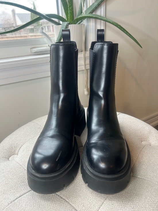 H&M Black Chunky Chelsea Lug Sole Boots EU Size 40 - Picture 9 of 15